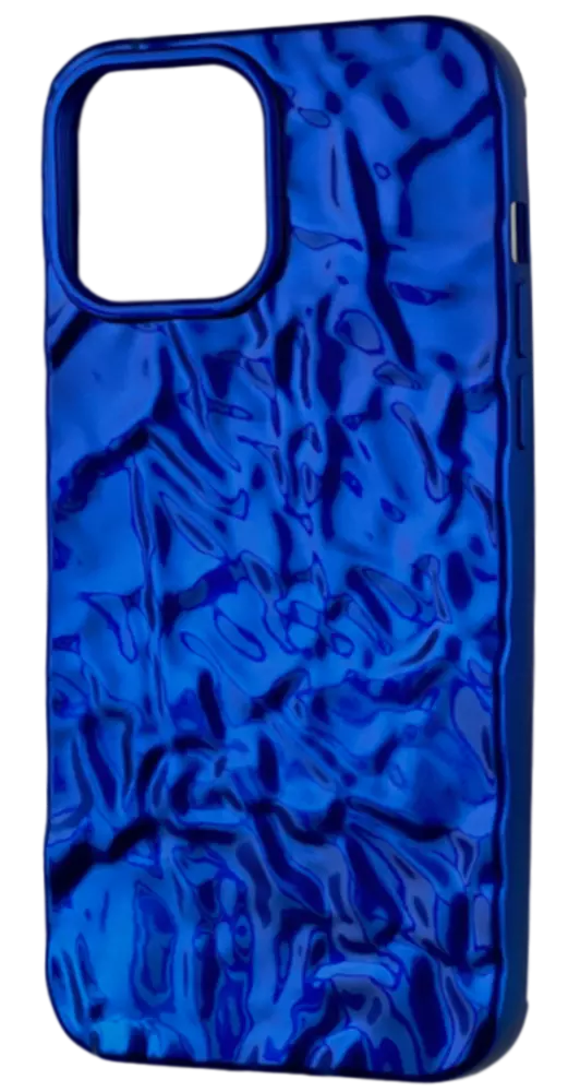 Смел и наситен син калъф за iPhone с блестящ, дълбоко текстуриран финиш, открояващ се на тъмен фон